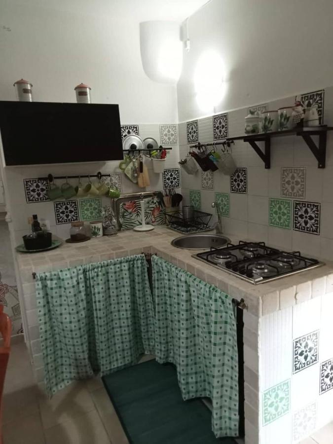 Villa Gardenia Остуні Екстер'єр фото