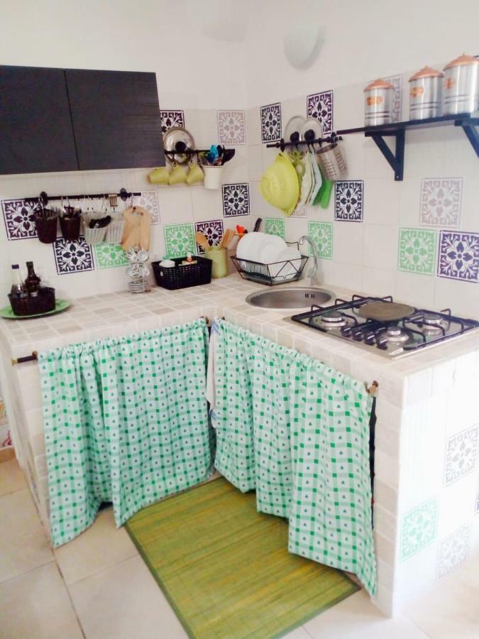 Villa Gardenia Остуні Екстер'єр фото